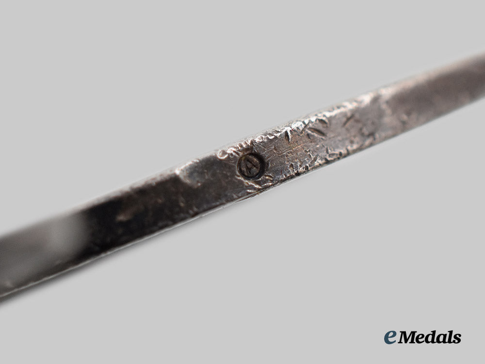 austria,_empire._a_lot_of_two_medals&_decorations(_bravery/_long_service).___m_n_c0198