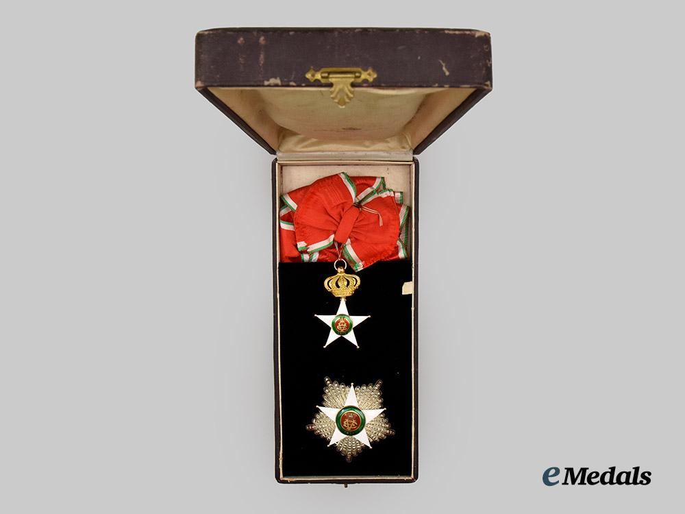 italy,_kingdom._an_order_of_the_colonial_star_of_italy,_grand_cross_set_in_gold_by_gardino,_c.1935___m_n_c0227