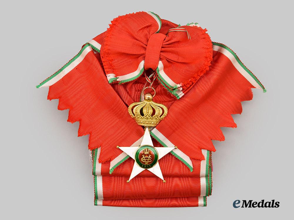 italy,_kingdom._an_order_of_the_colonial_star_of_italy,_grand_cross_set_in_gold_by_gardino,_c.1935___m_n_c0229