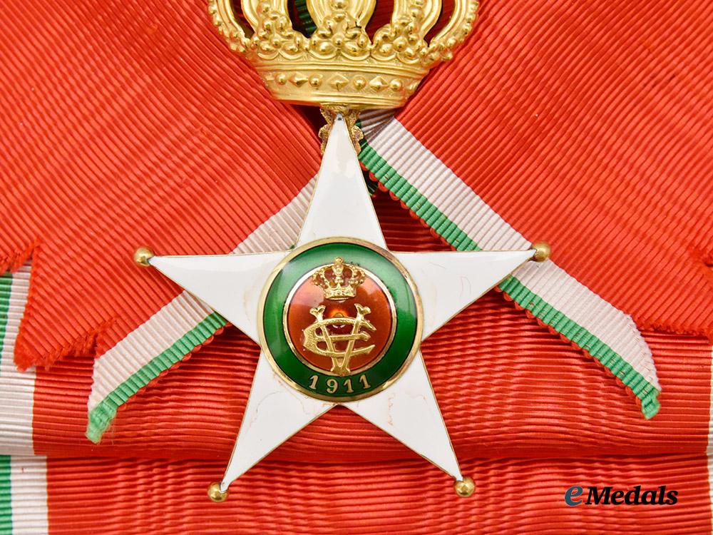 italy,_kingdom._an_order_of_the_colonial_star_of_italy,_grand_cross_set_in_gold_by_gardino,_c.1935___m_n_c0230