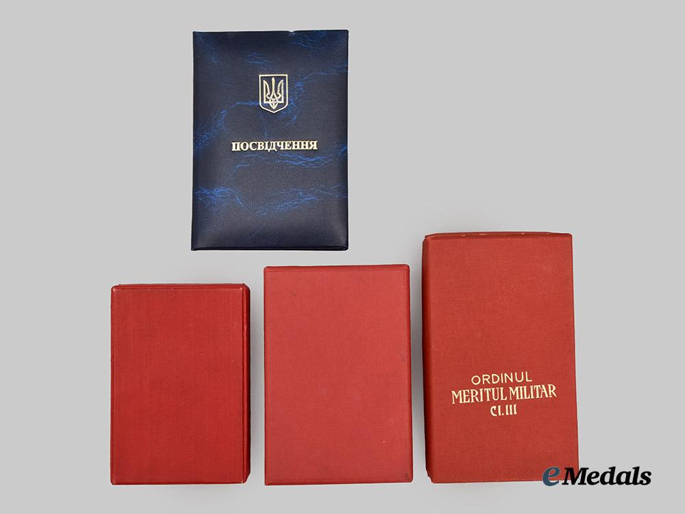 hungary,_romania,_ukraine._a_lot_of_four_decorations___m_n_c0240