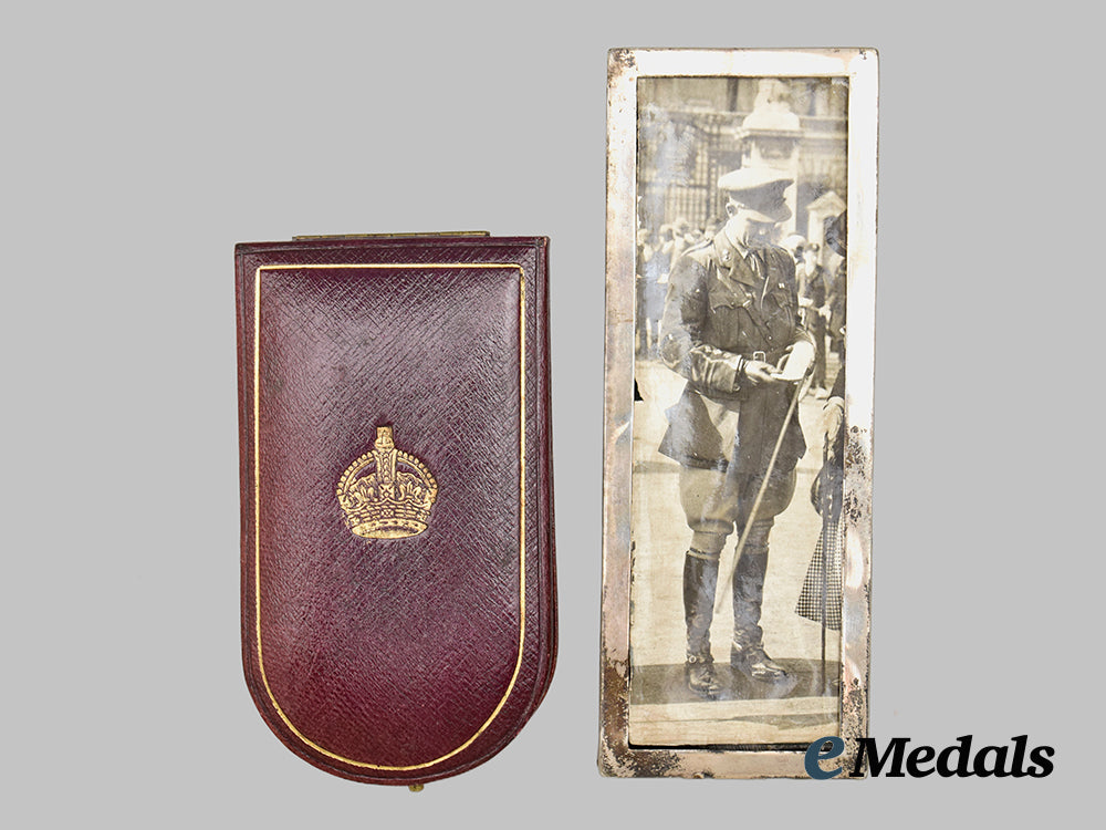 united_kingdom._a_george_v_military_cross_with_recipient___m_n_c0263