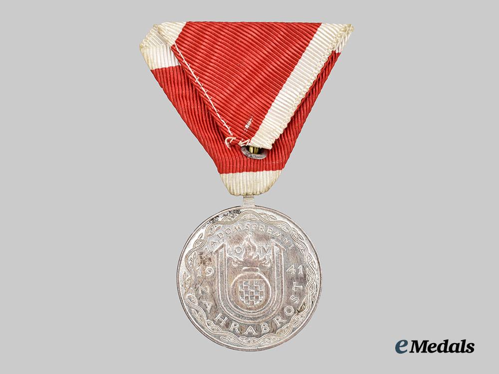 croatia,_independent_states._an_ante_pavelic_bravery_medal,_by_t._krivak___m_n_c0268