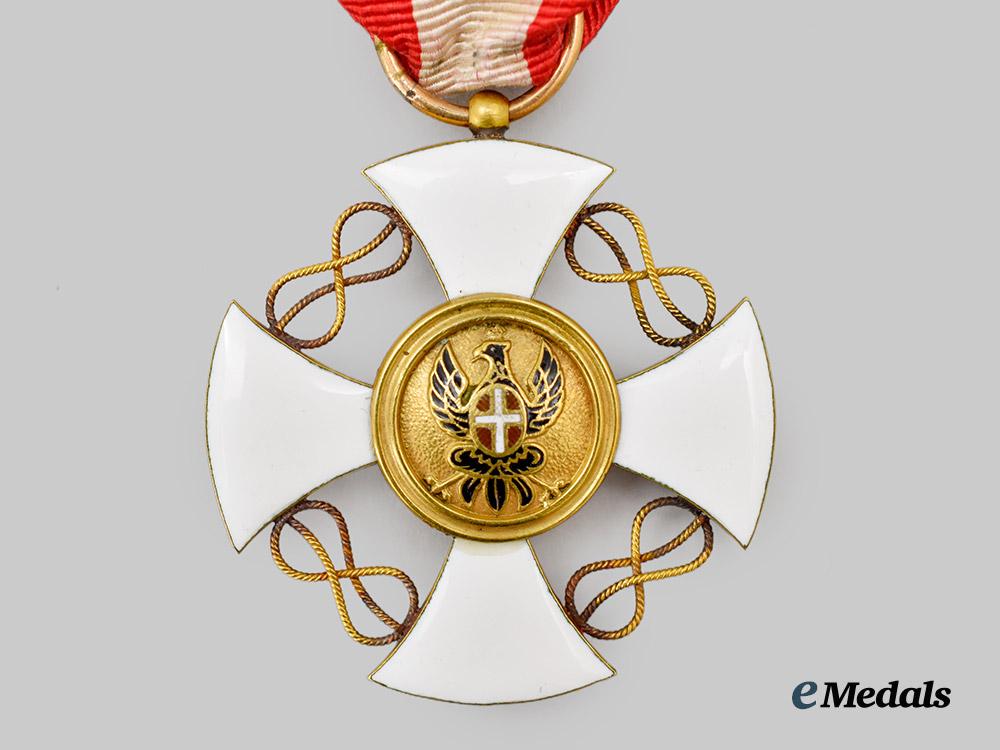 italy,_kingdom._an_order_of_the_crown,_knight_in_gold,_c.1900___m_n_c0284
