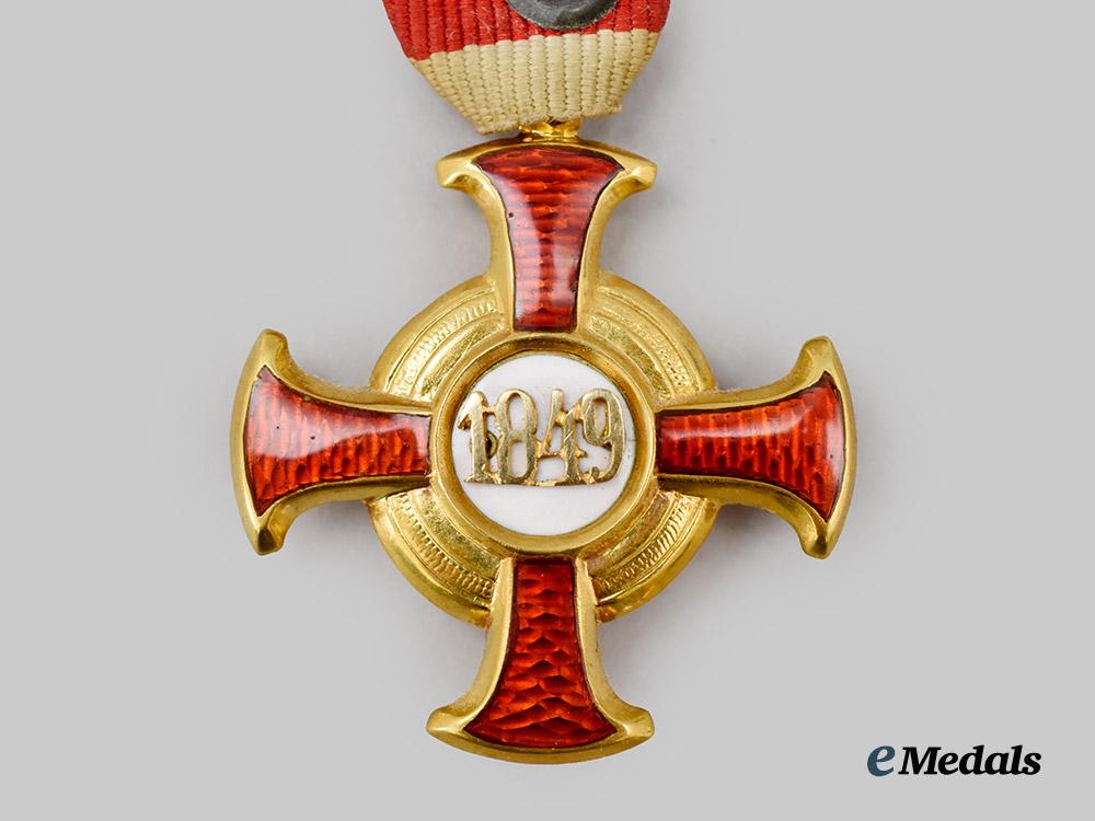 austria,_imperial._an1849_merit_cross,_i_i_class,_in_gold,_by_v._mayer,_c.1914___m_n_c0312