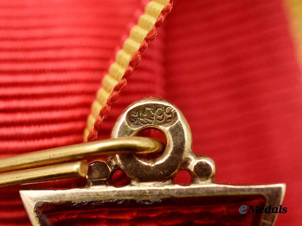 russia,_imperial._an_order_of_st._anne,_i_i_class_in_gold,_by_keibel,_c.1900___m_n_c0322