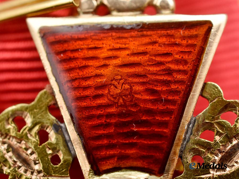 russia,_imperial._an_order_of_st._anne,_i_i_class_in_gold,_by_keibel,_c.1900___m_n_c0323