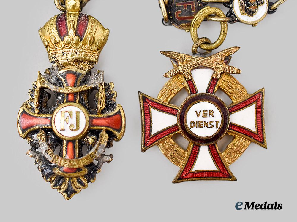 austria,_imperial._a_miniature_chain_with_four_decorations,_c.1914___m_n_c0327