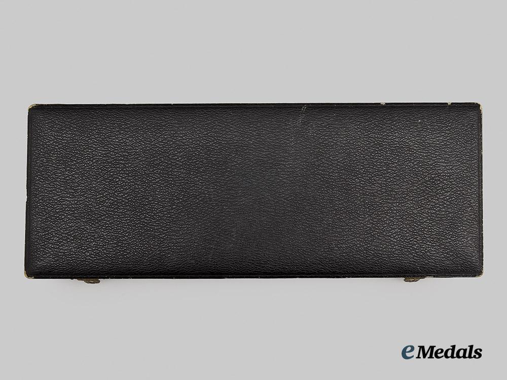 germany,_wehrmacht._a_superb_medal_and_order_bar_to_generalleutnant_kurt_freiherr_röder_von_diersburg___m_n_c0355