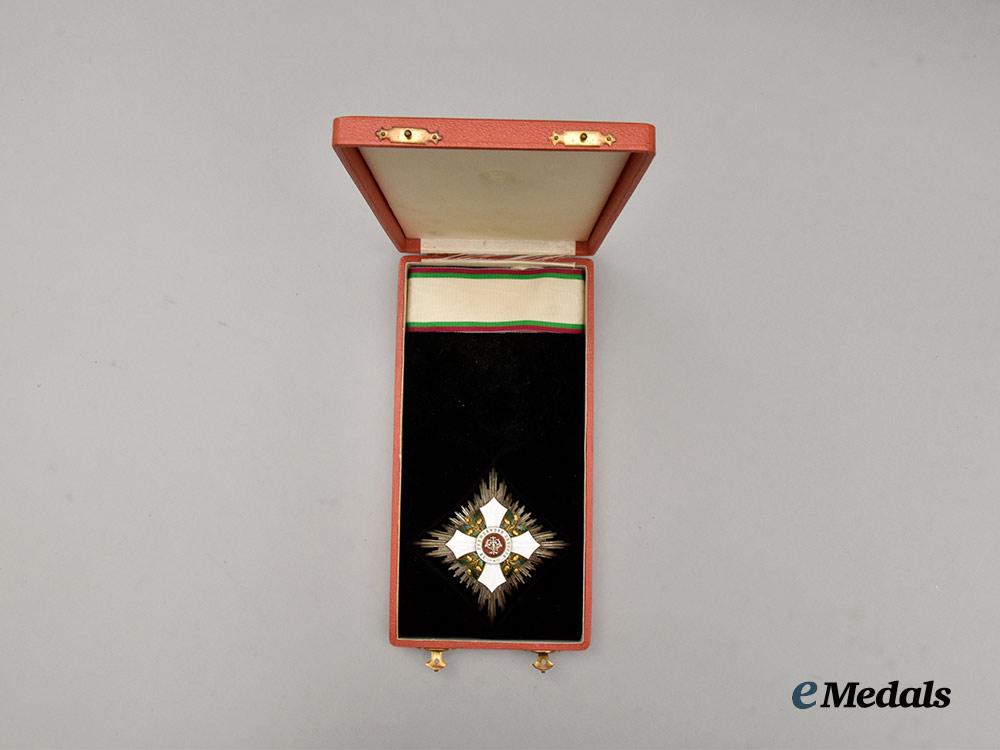 bulgaria,_kingdom._a_cased_order_of_civil_merit,_i_i._class_grand_officer_star,_austrian-made,_c.1930___m_n_c0397