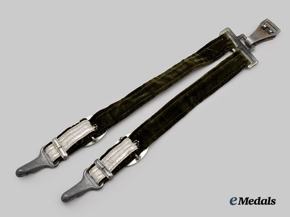 germany,_heer._an_officer’s_dagger_hanger___m_n_c0419