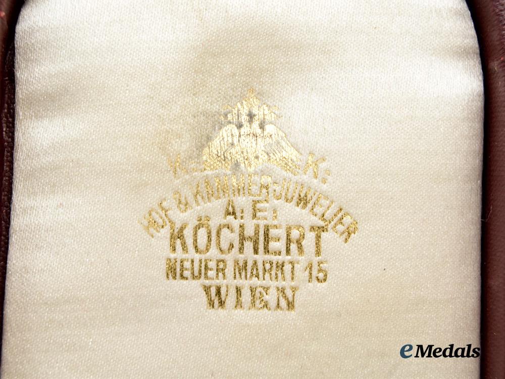 austria,_imperial._a_military_merit_cross,_i_i_i_class_by_kochert,_in_case___m_n_c0457