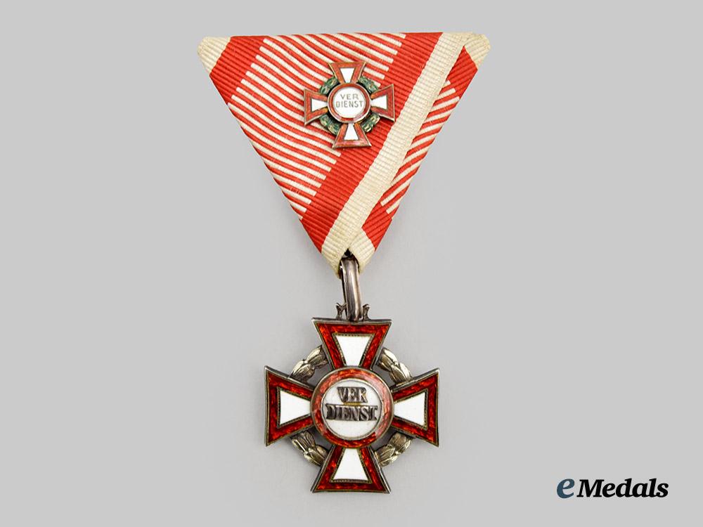 austria,_imperial._a_military_merit_cross,_i_i_i_class_by_kochert,_in_case___m_n_c0459