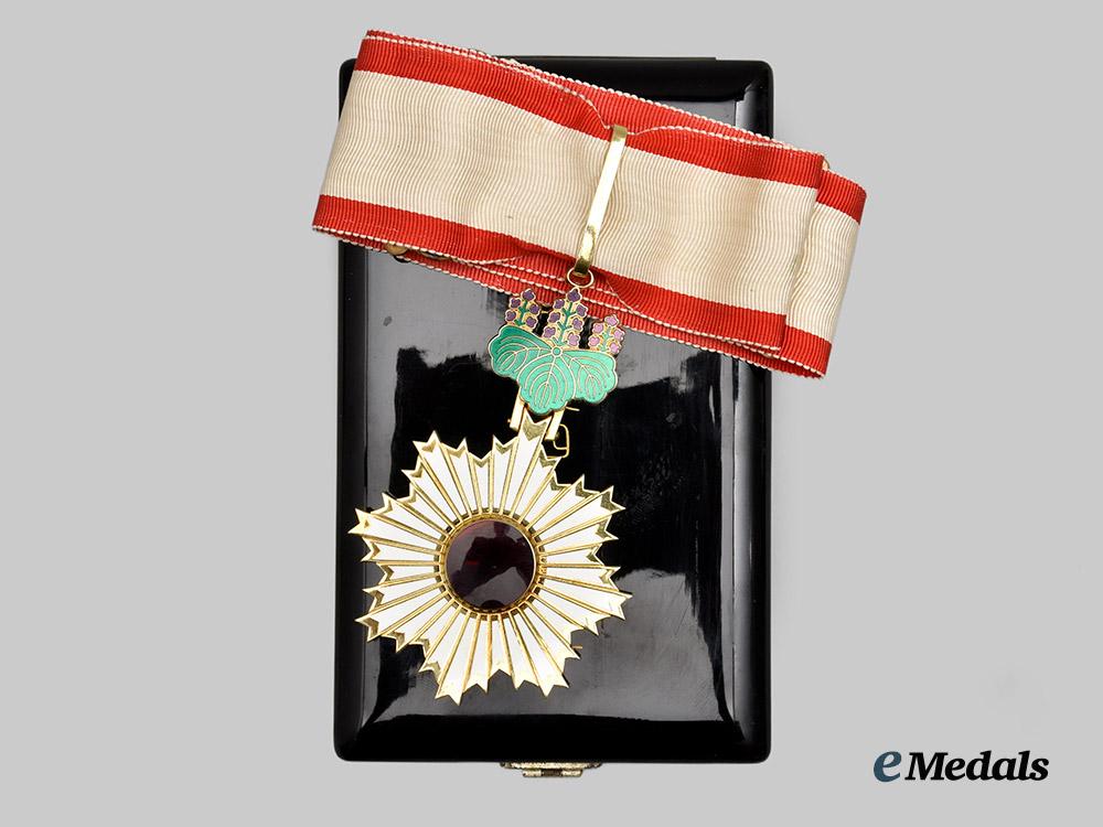 japan,_empire._a_cased_order_of_the_rising_sun,_i_i_i._class,_commander___m_n_c0463