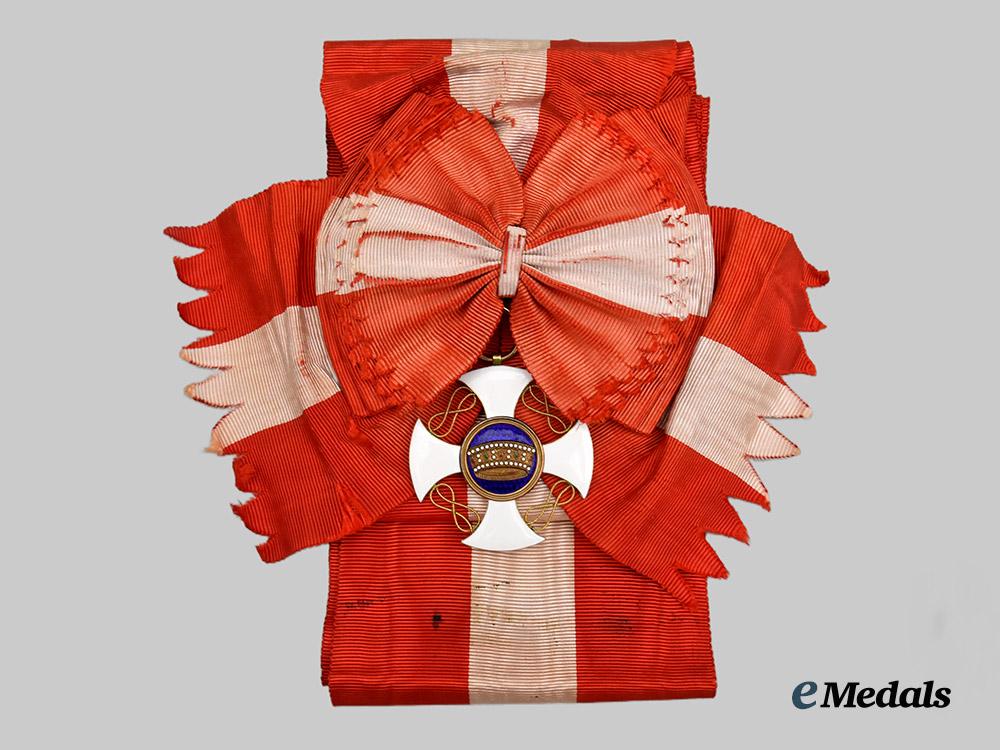 italy,_kingdom._an_order_of_the_crown_of_italy,_grand_cross_set_by_borani,_in_case___m_n_c0518