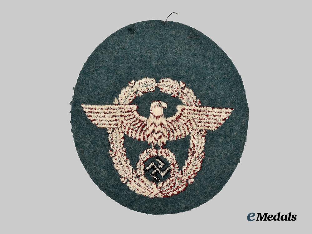 germany,_ordungspolizei._a_mint_gemeindepolizei_sleeve_eagle___m_n_c0598