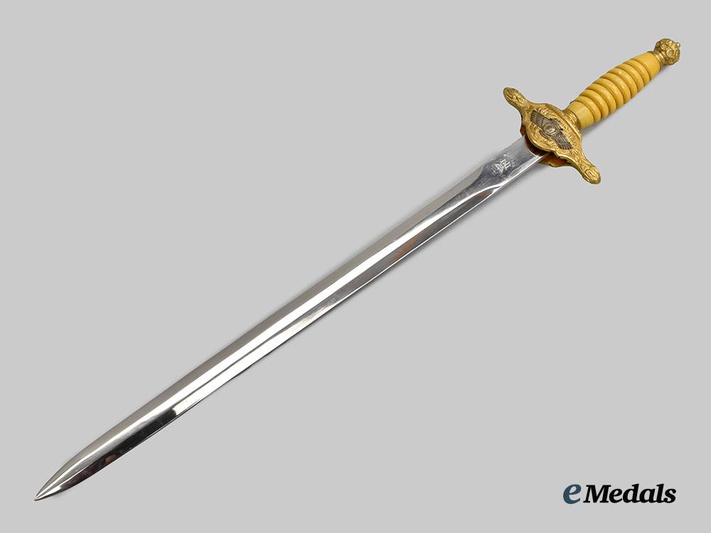 spain,_franco_period._an_air_force_officer_dagger_with_belt_buckle&_portepee,_by_n_f_toledo,_c.1941___m_n_c0603