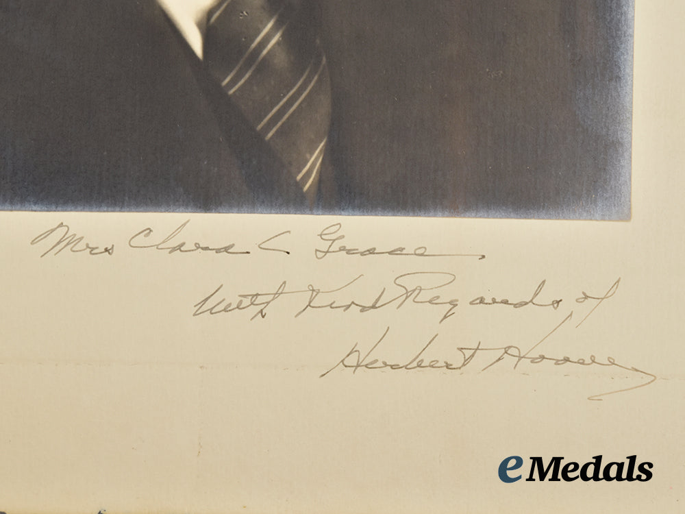 united_states._a_signed_photograph_of31st_president_of_the_united_states_herbert_hoover___m_n_c0638