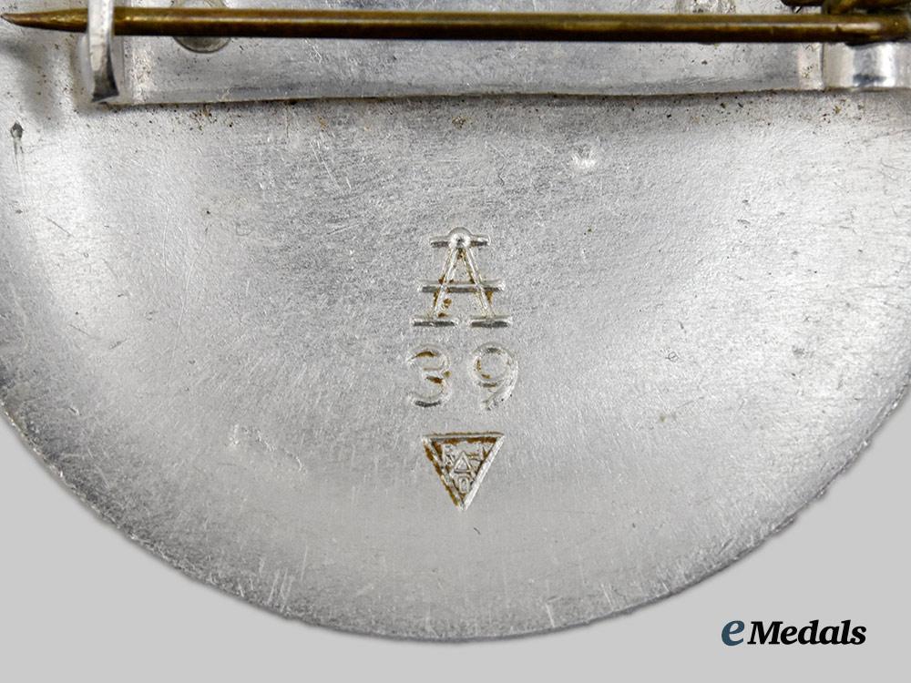 germany,_third_reich._a_mixed_lot_of_badges_and_insignia___m_n_c0680