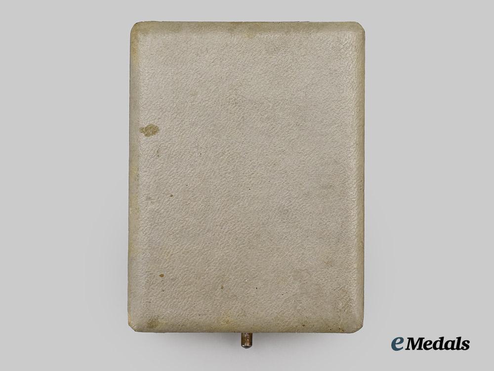 italy,_kingdom._an_order_of_the_crown_of_italy,_fifth_class_knight,_in_gold,_c.1920___m_n_c0709