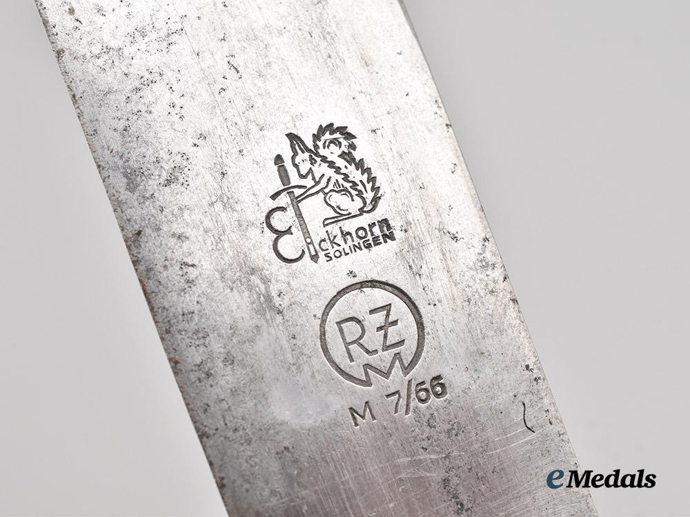 germany,_h_j._a_member’s_knife,_transitional_example,_by_carl_eickhorn___m_n_c0760