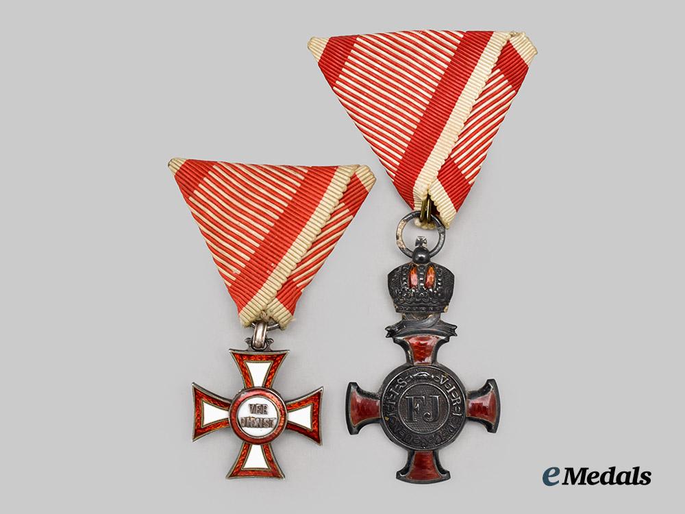 austria,_imperial._a_pair_of_decorations___m_n_c0771