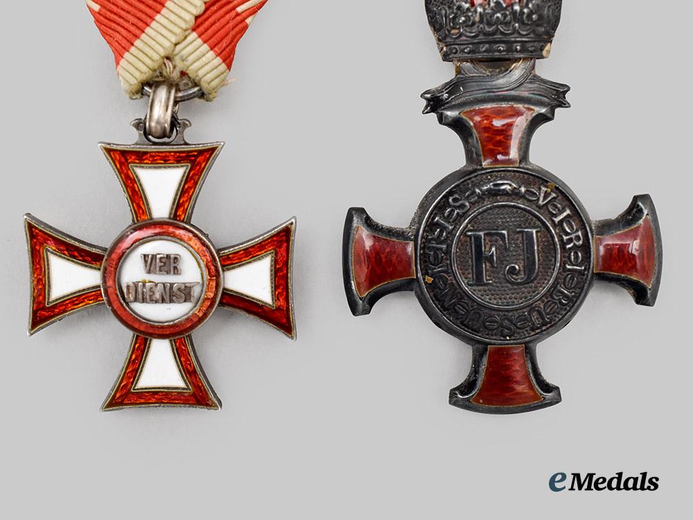 austria,_imperial._a_pair_of_decorations___m_n_c0772