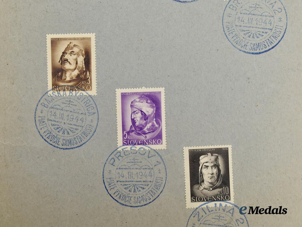 slovakia,_republic._a_collection_of_second_war_slovakian_stamps___m_n_c0773