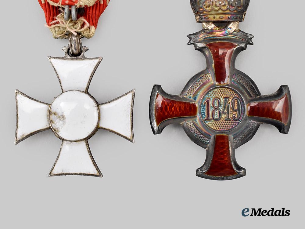 austria,_imperial._a_pair_of_decorations___m_n_c0774