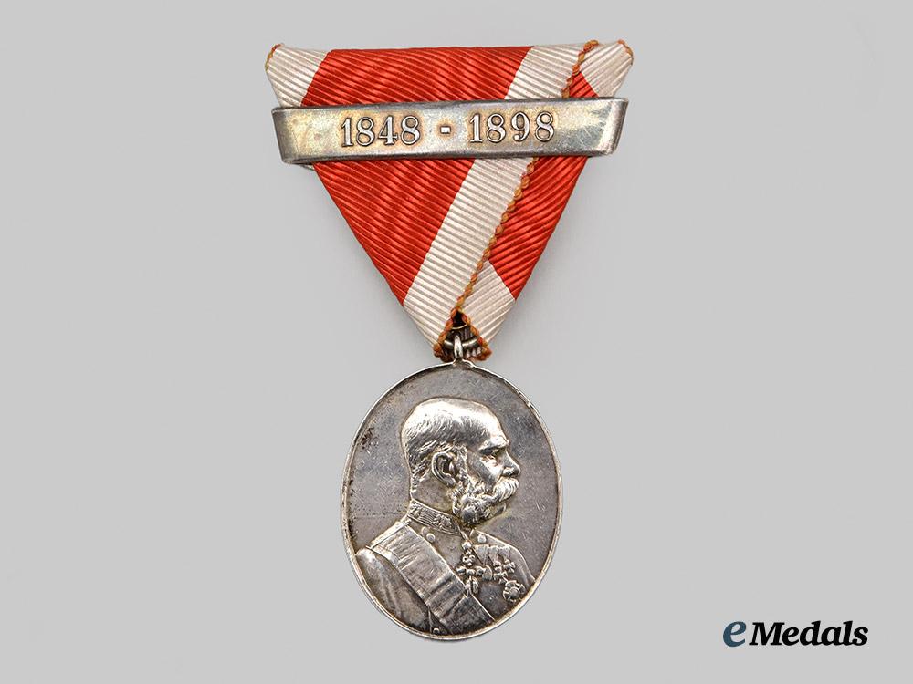 austria,_imperial._a_commemorative_court_officials_medal,_in_silver___m_n_c0784