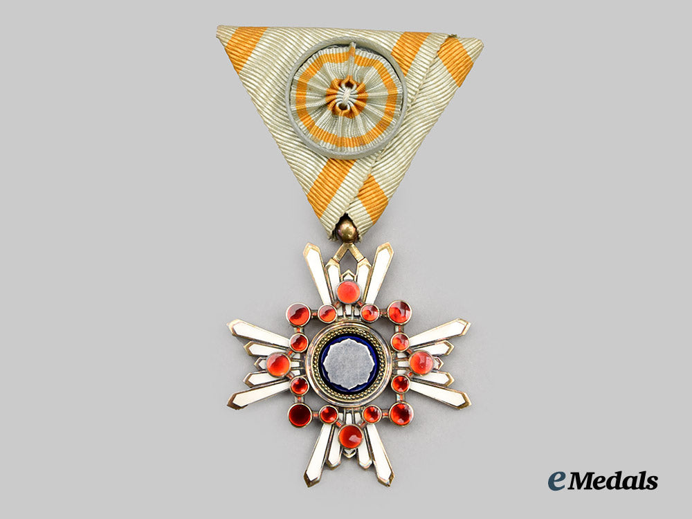 japan,_empire._a_lot_of_four_japanese_orders(_rising_sun/_sacred_treasure)___m_n_c0816