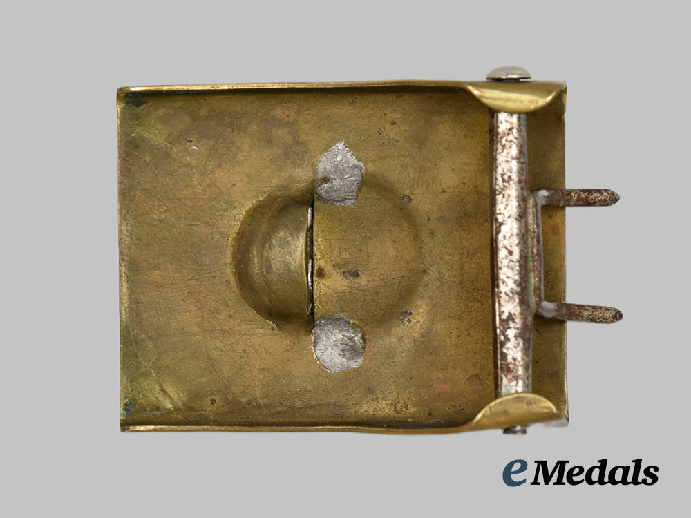 germany,_third_reich._an_s_a_enlisted_personnel_belt_buckle,_early“_sunwheel”_swastika_version___m_n_c0823