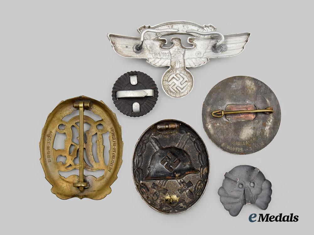 germany,_third_reich._a_mixed_lot_of_badges_and_insignia___m_n_c0842