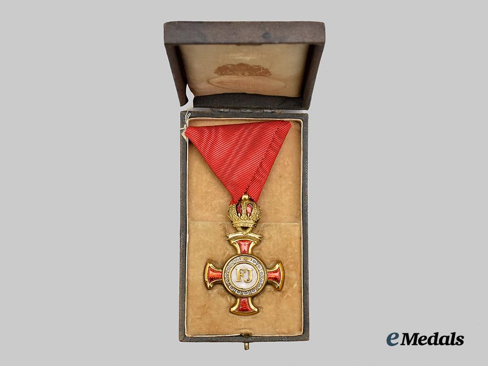 austria,_imperial._a_merit_cross1849,_i_class_with_case___m_n_c0858