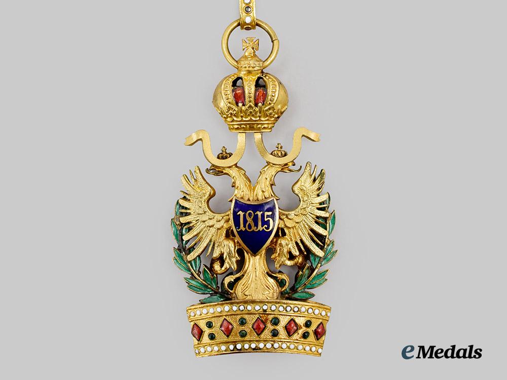 austria,_imperial._an_order_of_the_iron_crown,_knight_with_war_decoration,_c.1917___m_n_c0877