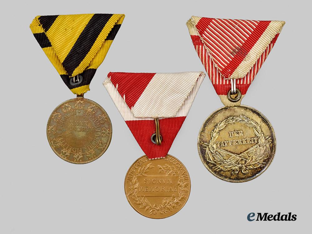 austria,_imperial._a_lot_of_three_austrian_medals___m_n_c0888