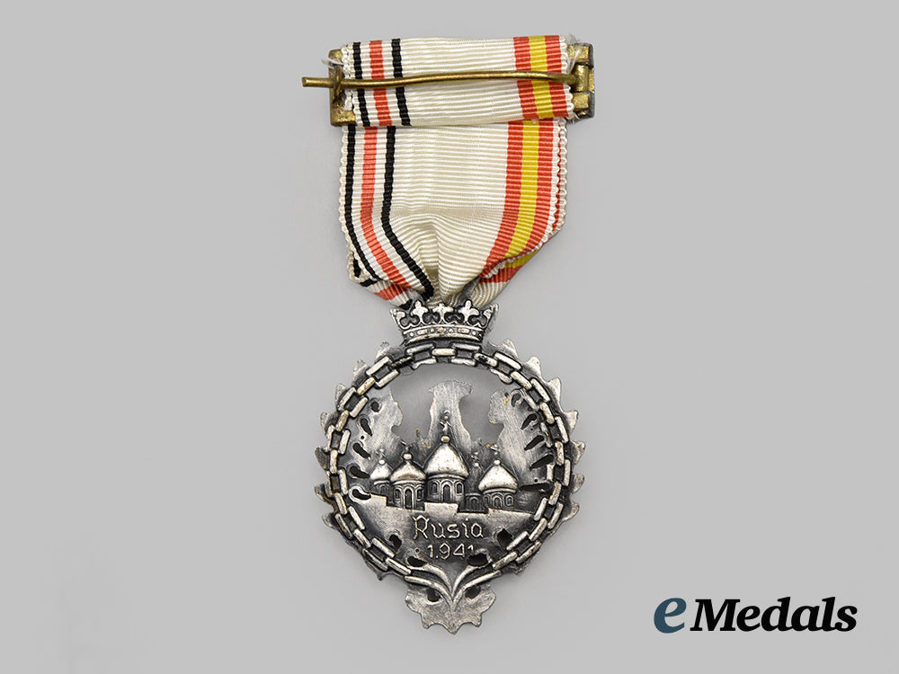 spain,_nationalist_state._a"_blue_division"_medal_for_the_campaign_in_russia1943,_boxed___m_n_c0898