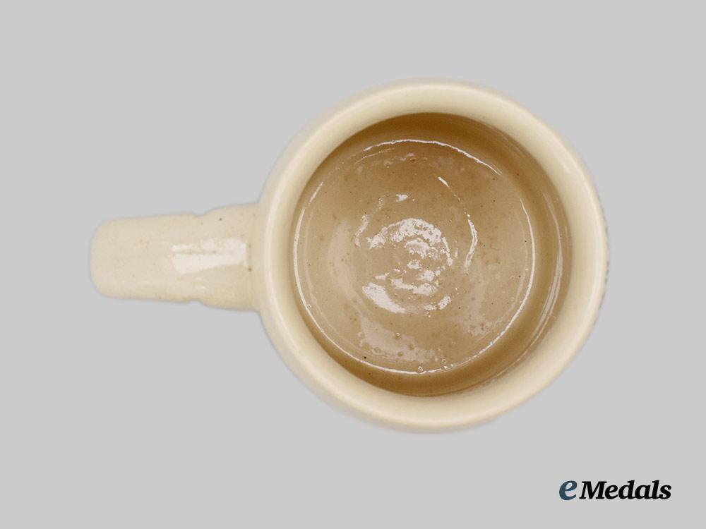 germany,_heer._an_artillerie-_regiment17_christmas1935_commemorative_stein___m_n_c0947