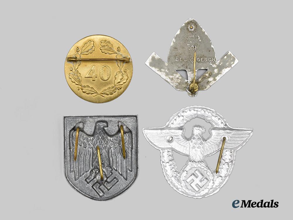 germany,_third_reich._a_mixed_lot_of_badges_and_insignia___m_n_c1036