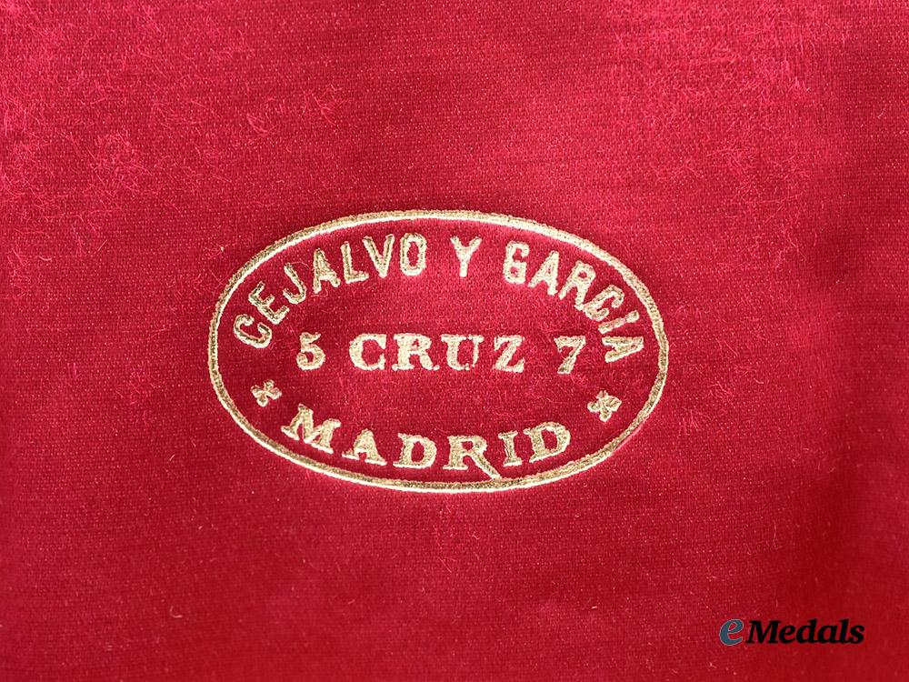 spain,_kingdom._an_order_of_isabella_the_catholic,_commander,_c.1930___m_n_c1116