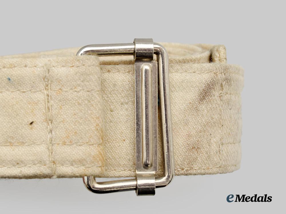 a_german_white_cloth_belt_with_slider_buckle___m_n_c1133