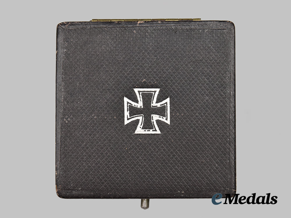 germany,_imperial._a1914_iron_cross_i_class,_with_case,_by_wagner&_sohn___m_n_c1135