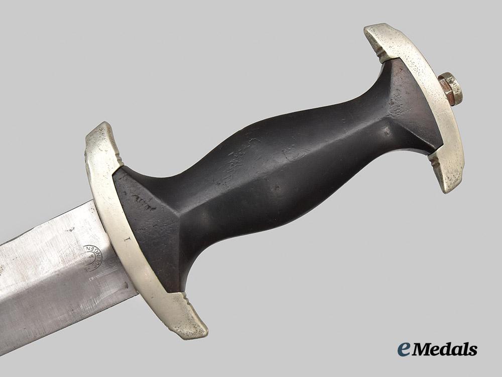germany,_s_s._a_model1933_service_dagger,_ground-_out_röhm_version,_by_heinrich_böker&_co.___m_n_c1306