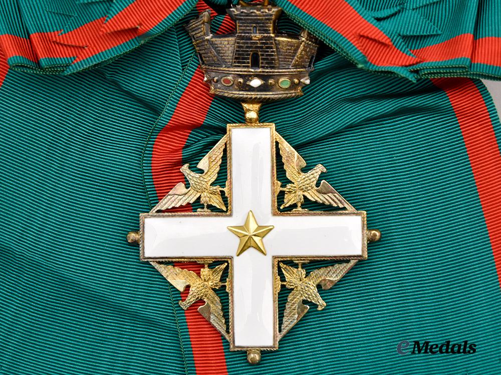 italy,_republic._an_order_of_merit_of_the_italian_republic,_grand_cross_set_by_johnson,1970___m_n_c1318