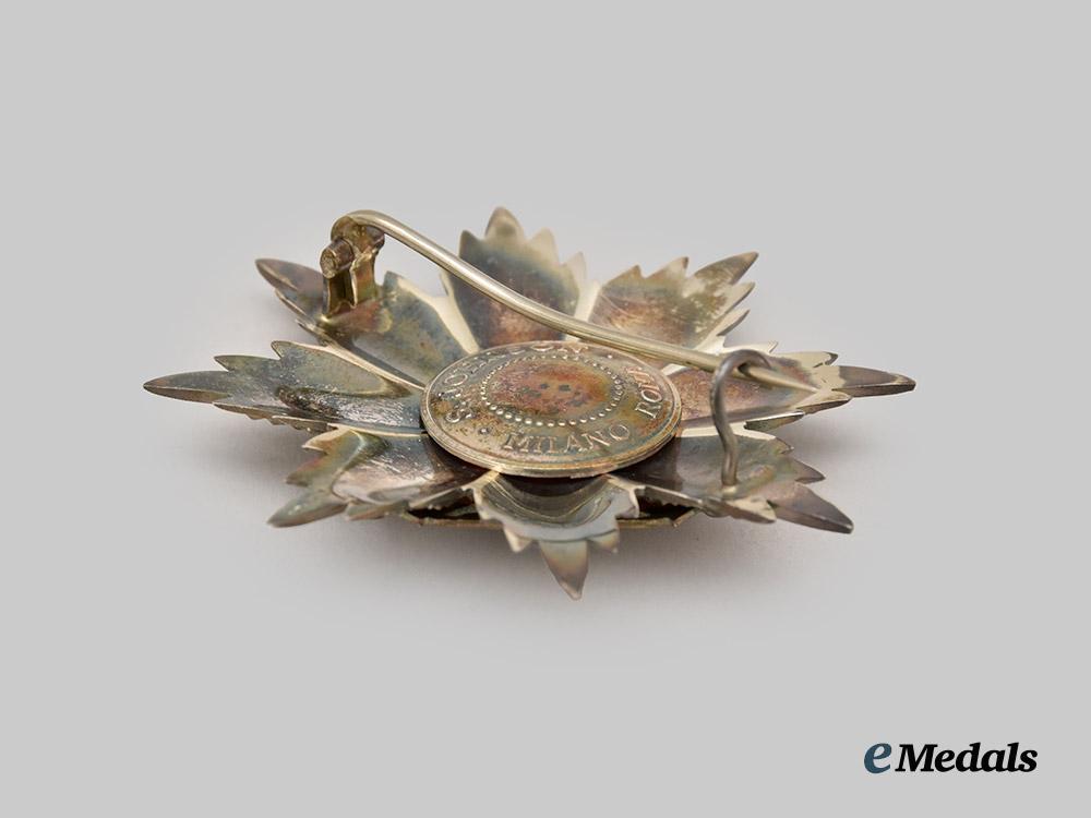 italy,_republic._an_order_of_merit_of_the_italian_republic,_grand_cross_set_by_johnson,1970___m_n_c1326