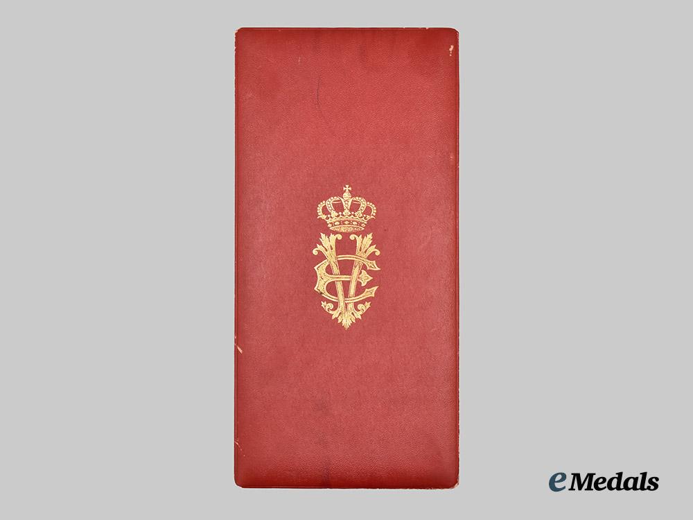 italy,_kingdom._an_order_of_the_crown_of_italy,_grand_cross_set,_by_cravanzola,_c.1900___m_n_c1343