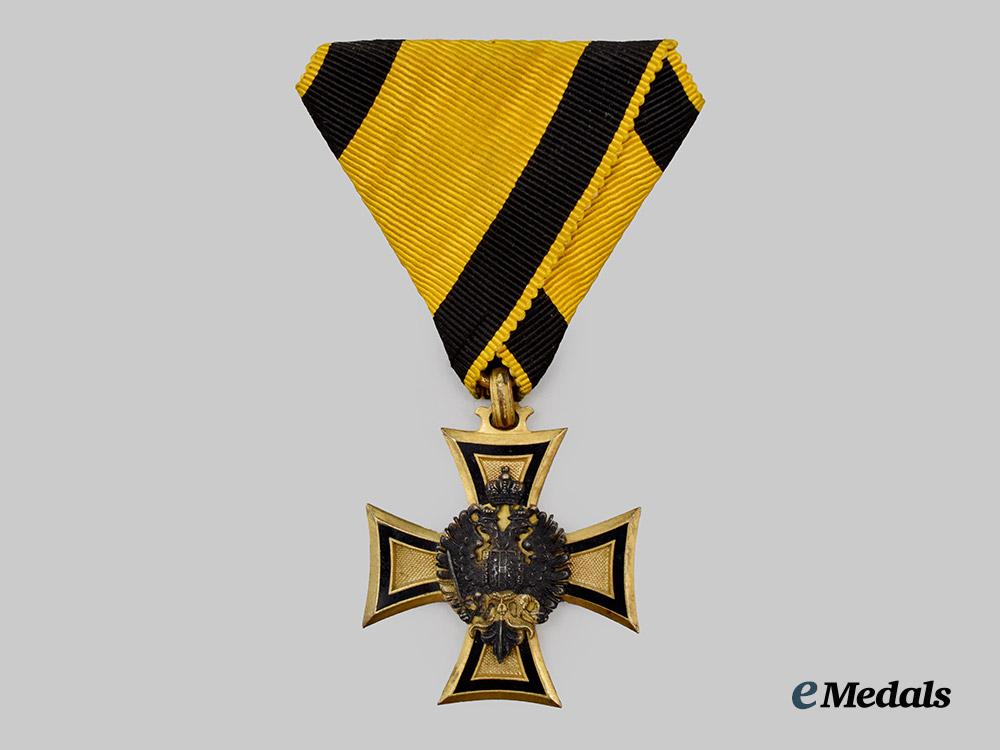 austria,_imperial._a_military_long_service_decoration,_i_i_class_for_officers,_c.1915___m_n_c1372