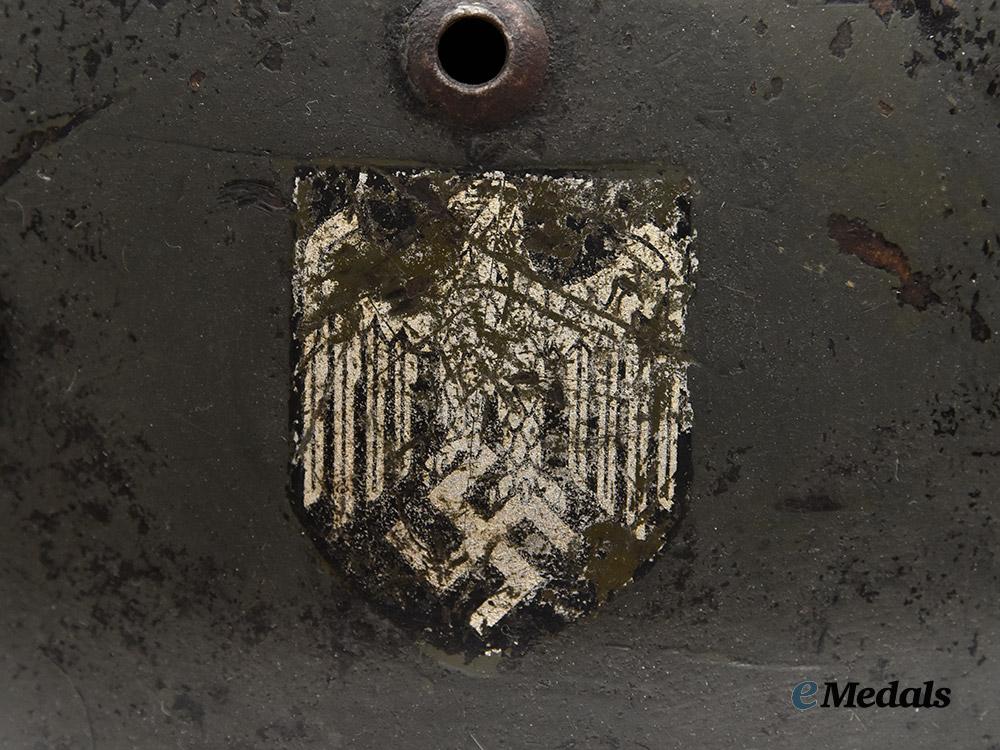 germany,_heer._an_m40_stahlhelm,_single_decal_version,_by_emaillierwerk_fulda___m_n_c1420