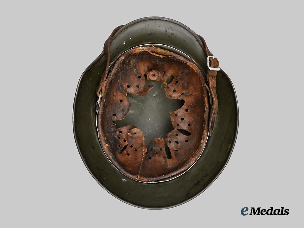 germany,_heer._an_m40_stahlhelm,_single_decal_version,_by_emaillierwerk_fulda___m_n_c1422