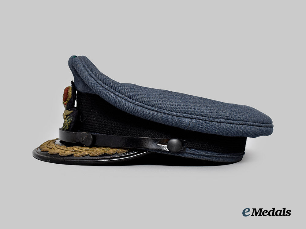 canada,_commonwealth._a_royal_canadian_air_force_group_captain_officer's_cap___m_n_c1438